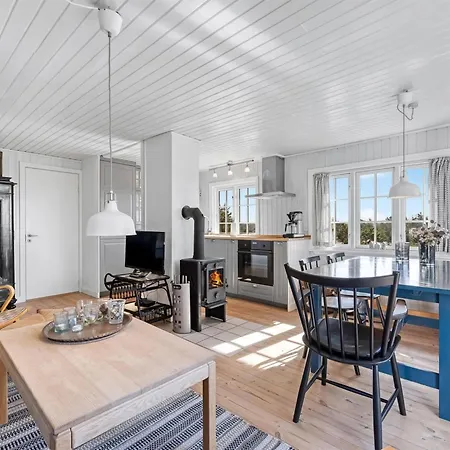 Ferienhaus Erikke - 300m From The Sea By Interhome